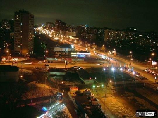 Москва, Коньково. Профсоюзная улица. Фото ночной жизни.